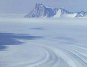 Japan quake shifts Antarctic glacier