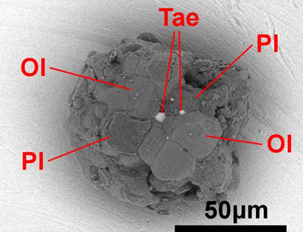 Minerals on each grain revealed details of Itokawa's past, such as the size of the parent body from which it formed