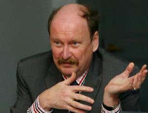 Alternative medicine investigator: Placebos and platitudes