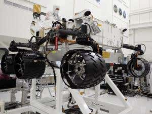 Mega-rover ready to hunt for life signs on Mars