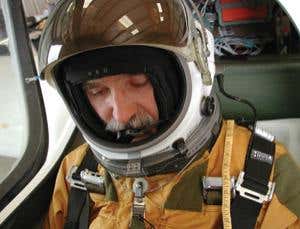 Into thin air: Gliding to 90,000 feet