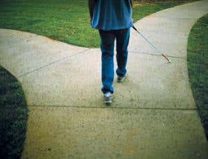 Robot sensing and smartphones help blind navigate