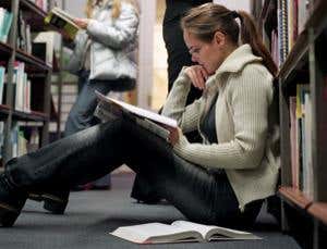 The intelligent textbook that helps students learn