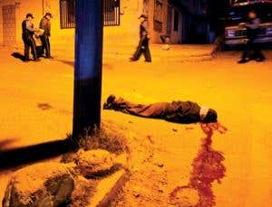 Destroying drug cartels, the mathematical way