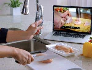 Armband adds a twitch to gesture control