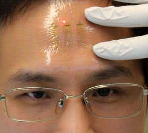 E-tattoo monitors brainwaves and baby bump