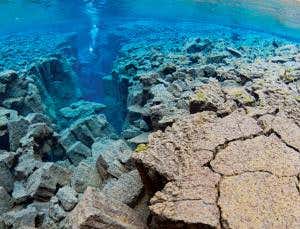 Earth's crust had a billion-year youthful rampage