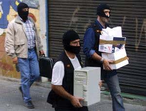 Fast digital forensics sniff out accomplices