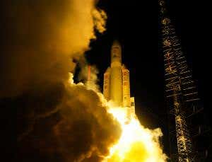 Heavy Einstein spaceship will leave a glamorous legacy