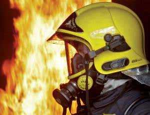 Virtual reality display lets fire crews see in a blaze