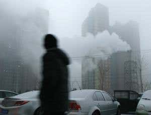 China aims to slash its air pollution by 2017