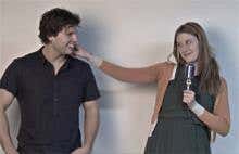 Magic microphone lets you whisper with your fingertips