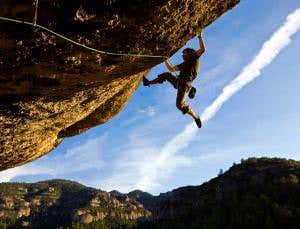 Wristband monitors your rock-climbing prowess