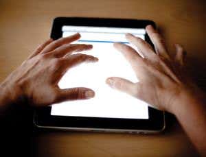 Invisible force field gives touchscreens a new feel