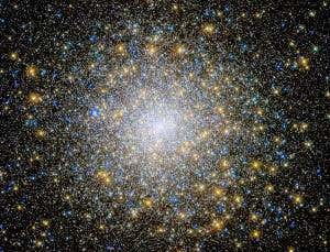 Close-up of 12-billion-year old Messier 15 star cluster