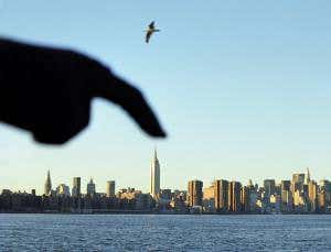 Hacked Google Glass recognises finger gestures