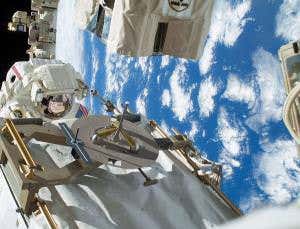 Christmas Eve spacewalk a success for NASA
