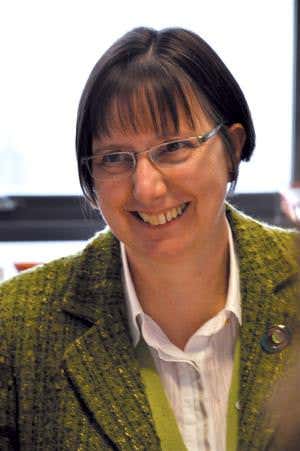 'We need to find ways to help more women breastfeed'