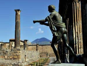Star-aligned temples hint at Pompeii's religious mix