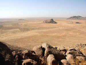 Long-lost lake may have helped humans out of Africa