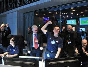 Up and at 'em: Rosetta craft gaining on target comet