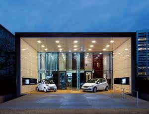 Wireless charging for electric vehicles hits the road