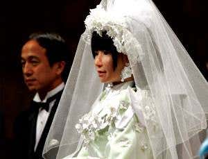 Cure for love: Fall for a robot to fend off heartache