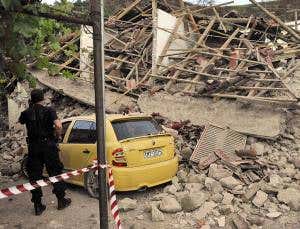 Phone's Wi-Fi hotspot acts as SOS beacon in disasters