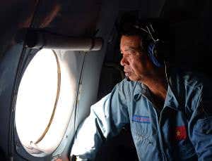 Search for missing Malaysian plane goes high tech