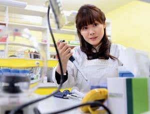 Stem cell scientists reveal 'unethical' work pressures