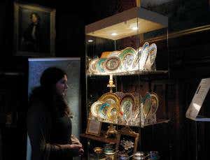 Stuff: The psychological power of possessions