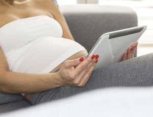 Wireless devices: a health threat during pregnancy?