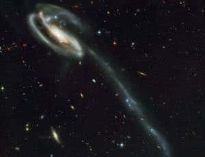 Spectacular galactic collision spawns cosmic tadpole