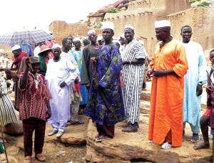 People of secrets: The slave sanctuary anti-language