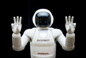 World's fastest humanoid robot learns sign language