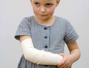 Sensor-laden smart bandages to monitor vital signs