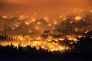 Otherworldly view of a giant Californian wildfire