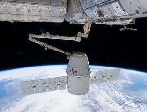 Private flights may make space station more expensive