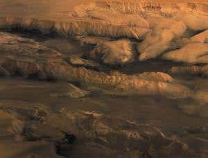 Vast glaciers carved out Martian Grand Canyon