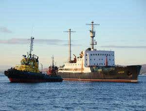 Russia to cut up 'floating Chernobyl' but risks remain