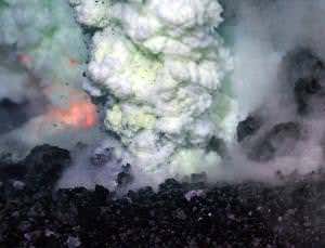 Volcanic iron delayed explosion of life on Earth