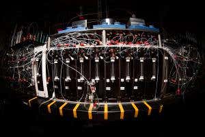 3D printer snaps together 'Lego' to help make drugs