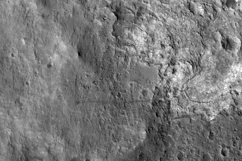 Scorch marks left by spacecraft on Mars soon fade