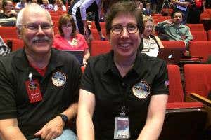 How do you choreograph a flash dance with Pluto?