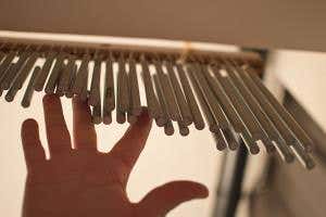 Smart glasses translate video into sound to help the blind see