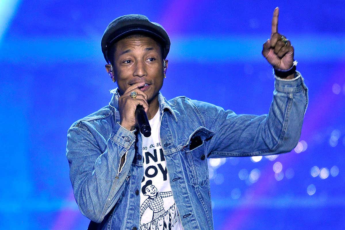 Pharrell williams performed at the Breakthrough Awards