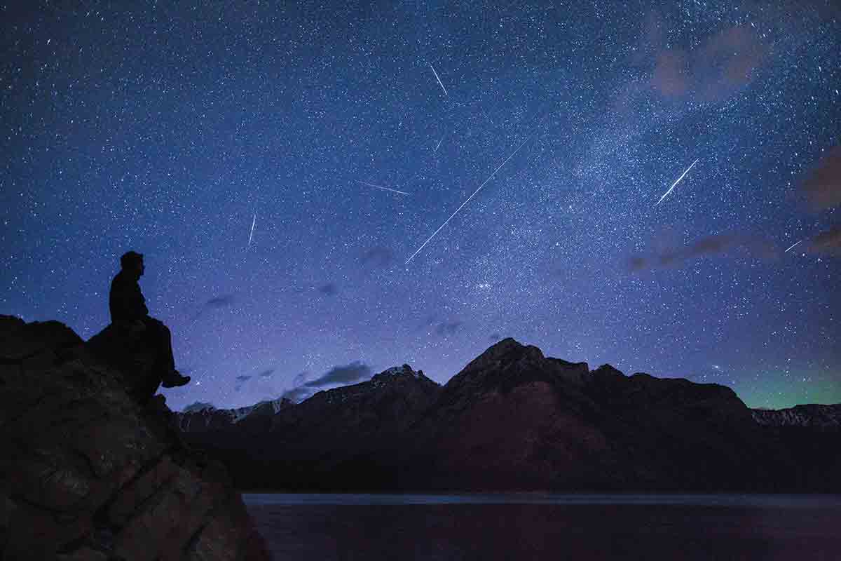 Fake meteors could probe mysterious layers of upper atmosphere
