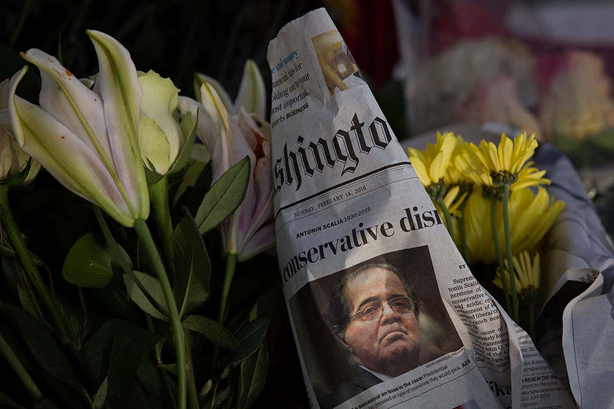 Newspaper article about Antonin Scalia's death
