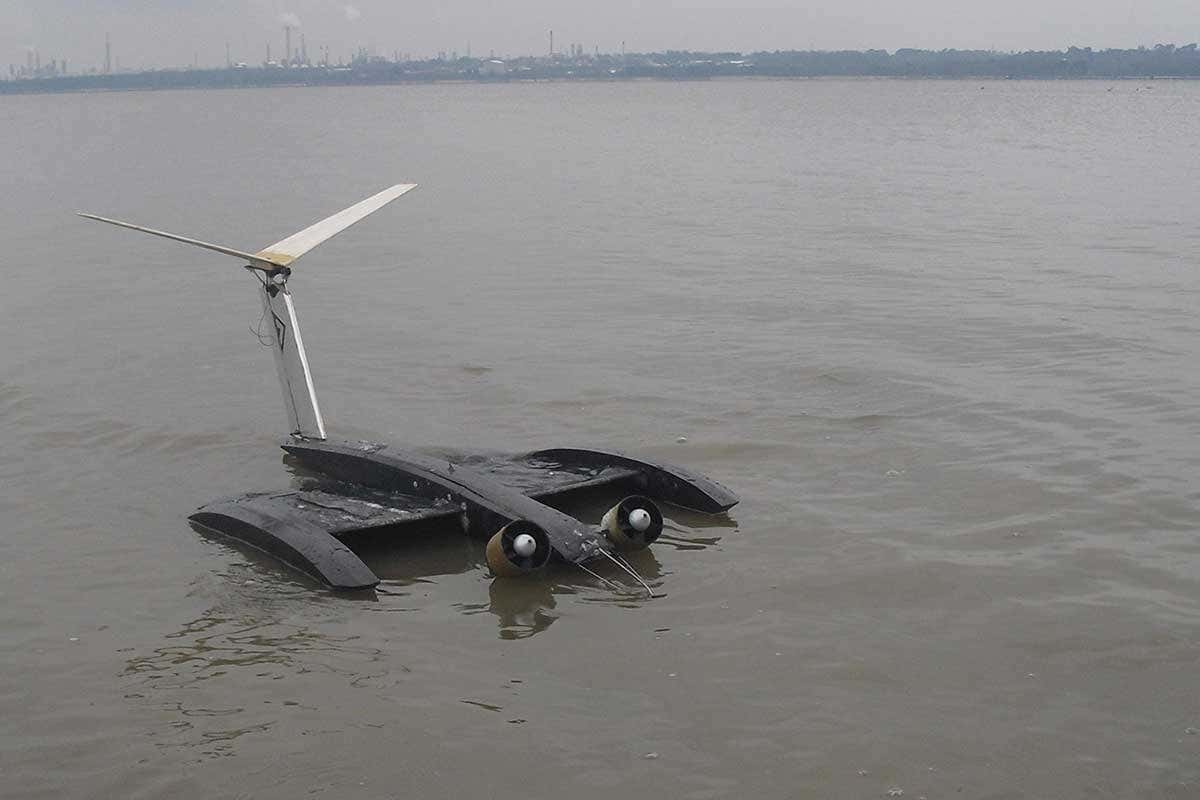 Bat-drone uses shape-shifting wings to skim over water