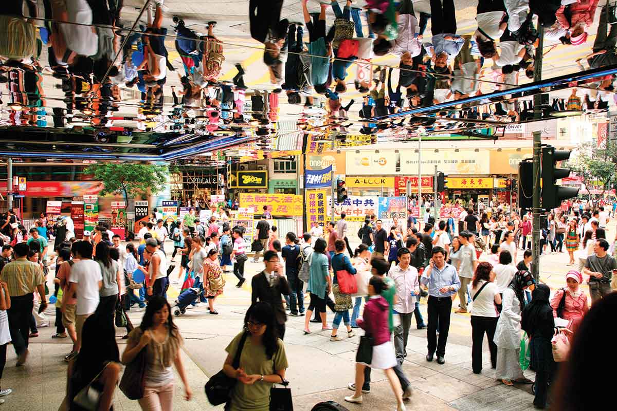 a crowded shopping mall